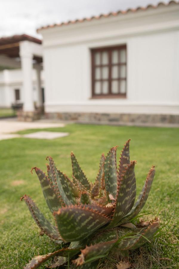 Tampu Hotel Cachí Exterior foto