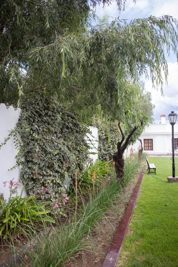 Tampu Hotel Cachí Exterior foto